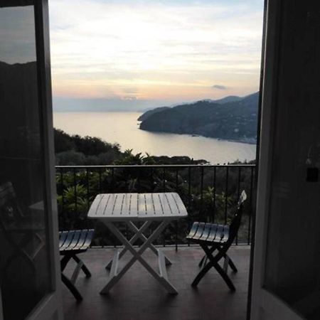 I Venti Apartment Леванто Екстериор снимка